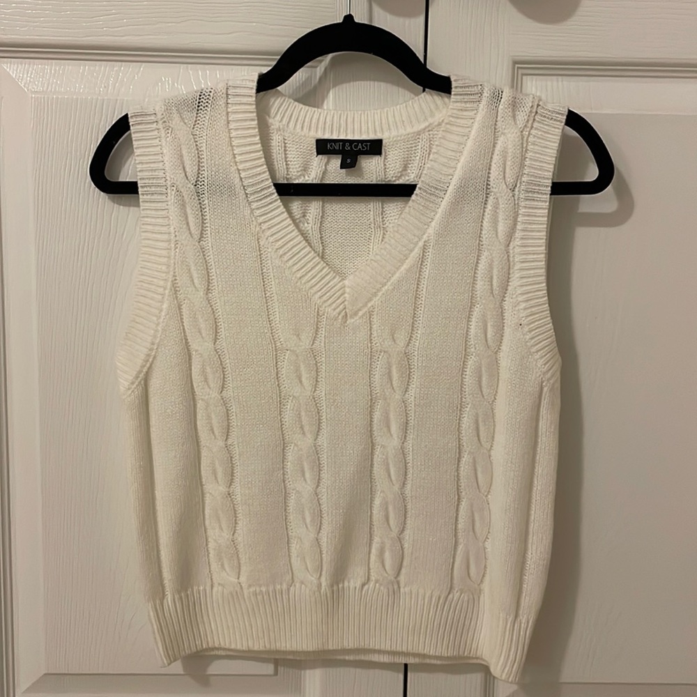Knit sweater vest